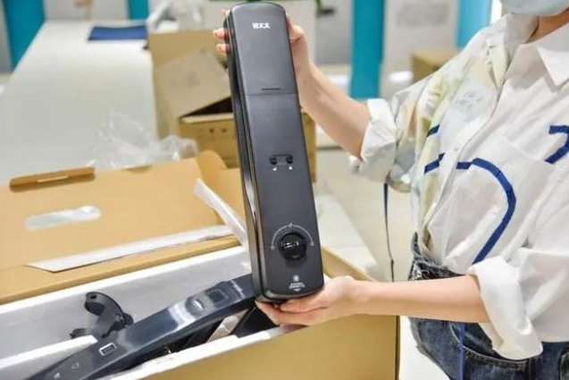 智能門鎖哪個品牌好?mk体育-MKsports官网智能門鎖守護(hù)您”家”的安全